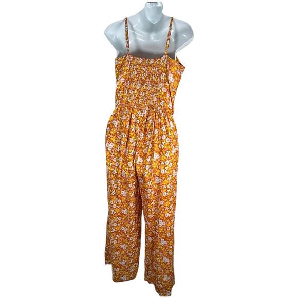 Larsyn & Lily Floral Burnt Orange Jumpsuit Smock Back Deep V-Neck Size Large - Picture 14 of 15